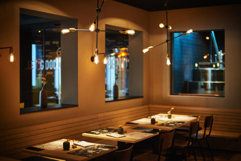 BREXX. Bier. Pizza. Bowling.