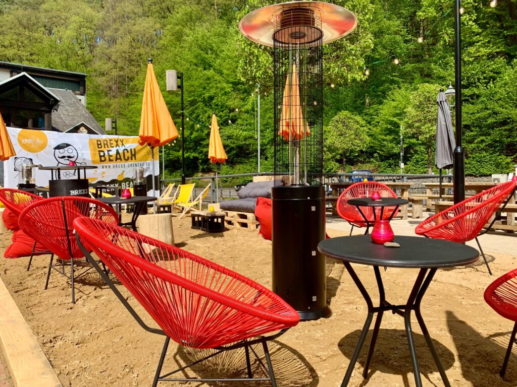 Brexx Beach mit Liegestühlen