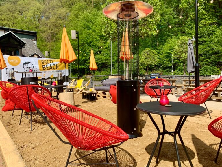 Brexx Beach mit Liegestühlen